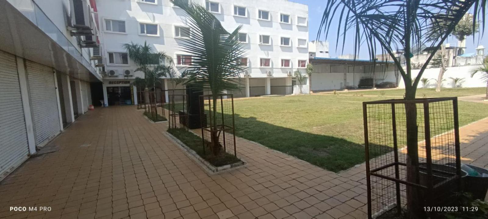 Hotel Shri Vardhan Удджайн Экстерьер фото